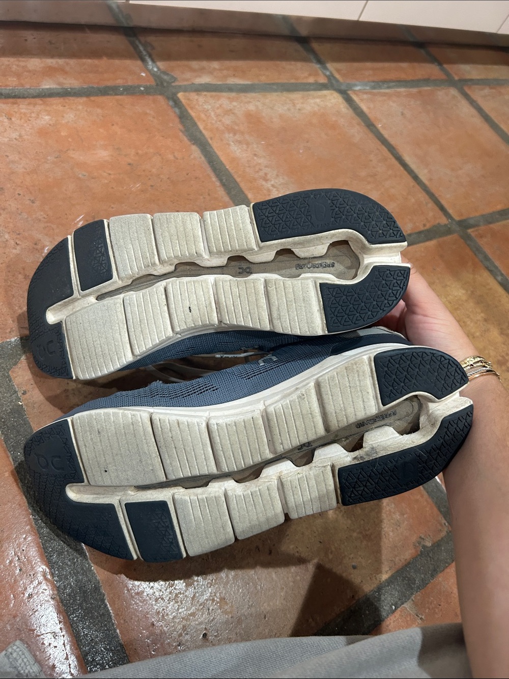 On Running Men's Navy and White Athletic Running Shoes - Picture 9 of 11